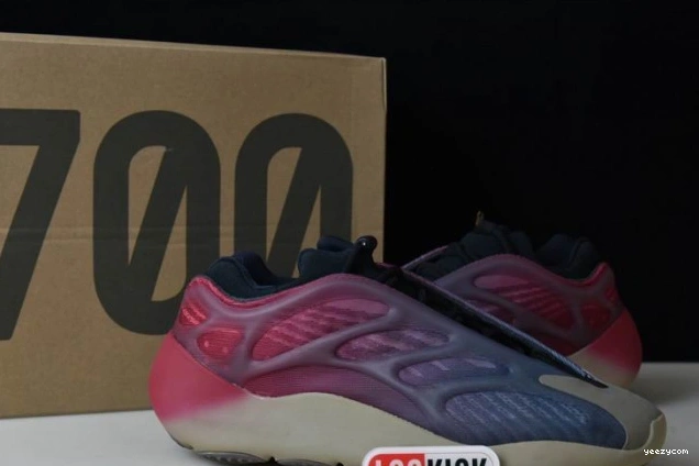 700 Carbon GW1814 Fade V3 Adidas Yeezy 0823